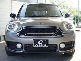 当店の中古車は全車走行テスト確認済です。安心してお乗りいただける車両を厳選価格にて販売しております。