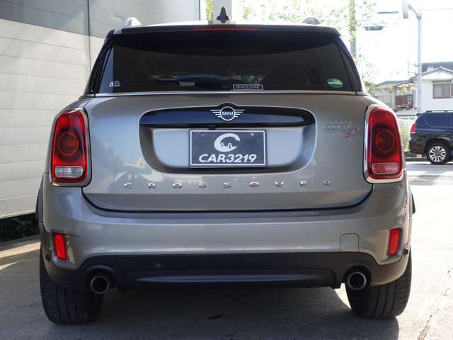 当店にて、任意保険の加入もお任せ下さい！お見積り作成もいたしますよ！初めてのお車には、しっかりとした保険加入をおすすめしております！乗換時の保険切り替えも当店にお任せ下さい！