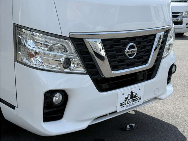 16インチアルミホイール/ベッドキット/7インチナビ/アラウンドビューモニター/衝突軽減ブレーキ/両側小窓付きスライドドア/ETC/スマートキー/プッシュスタート/キャンピングカー