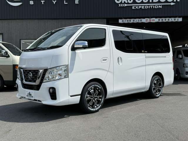 16インチアルミホイール/ベッドキット/7インチナビ/アラウンドビューモニター/衝突軽減ブレーキ/両側小窓付きスライドドア/ETC/スマートキー/プッシュスタート/キャンピングカー