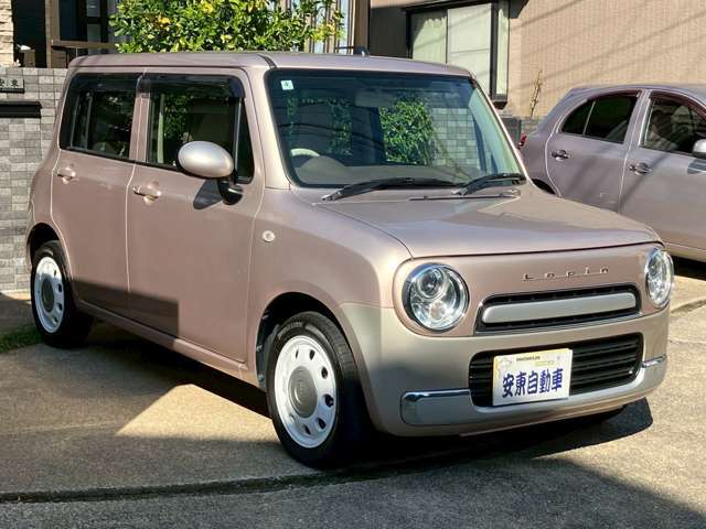 かわいらしい見た目と小回りが利き運転しやすいお車です！