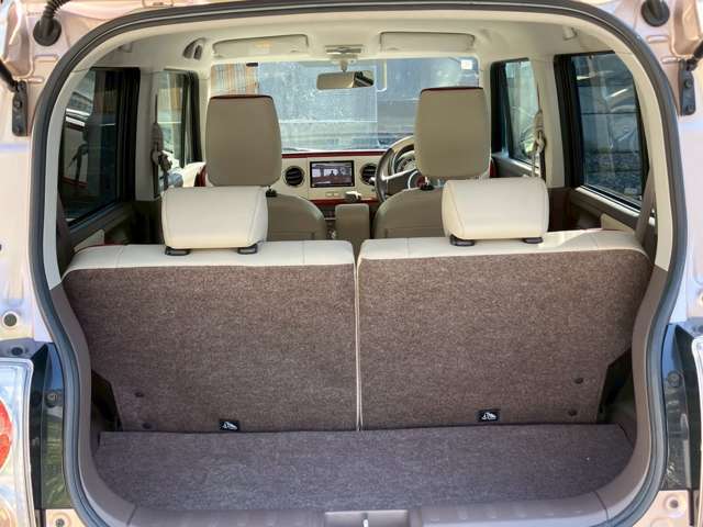 ラゲッチルームも広い積み口になってるので荷物もつみやすいですよ！