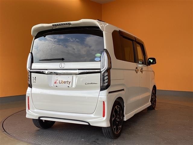 ■□■□■ アフターサービスも安心！！ 自社整備工場・自社鈑金工場・積載車を完備しておりますので、お客様のご購入後も手厚くサポートいたします！！ ■□■□■