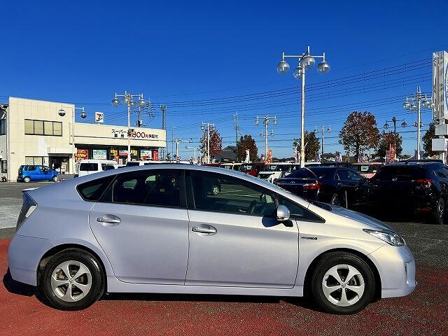 今お乗りのお車がローン中の方、審査に自信が無い方もご相談ください！　迅速審査は無料です！