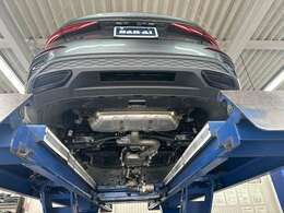 ご希望があれば、ご来店時にリフトに上げて、下回りをご確認頂けます。（要事前予約）