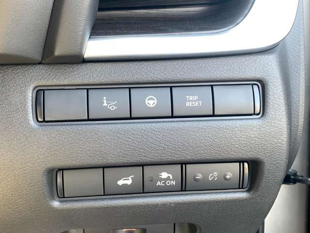 【パワーリヤゲート】電動でバックドア開閉可能！重たいバックドアもボタン1つで閉めれて便利！