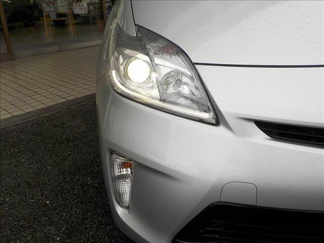 純正ナビ☆フルセグTV☆Bluetooth☆バックモニター☆ビルトインETC☆LEDヘッドライト☆ミラーウインカー☆ステアリモコン☆スマートキー☆プッシュスタート☆オートAC☆オートライト☆禁煙車☆