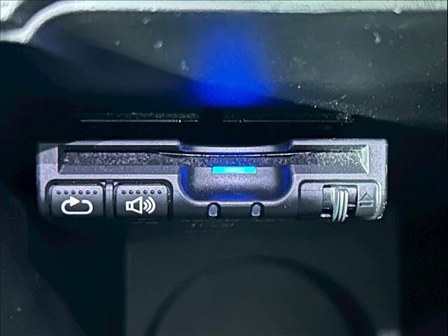 車内へのアクセス楽々、今や必須アイテムの「スマートキー」には、キー複製防止「イモビライザー」まで備わっております。