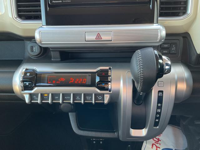 操作のしやすいインパネシフト＆オートエアコンです