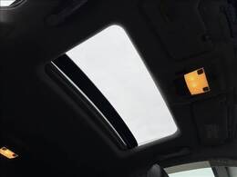 仕入れに特化したお店です。『予約制』とさせていただき、他のお客様を気にせずにおくつろぎ下さい。