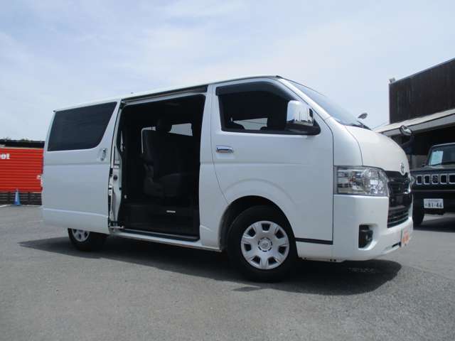 ご自宅まで無料で陸送納車いたします。一部地域は無料陸送の対象外ですが、陸送納車は全国対応可能ですのでお気軽にスタッフまでご相談ください。一部の離島など陸送できない地域もございます。