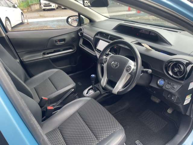 グループ総在庫1500台以上！千葉県内7店舗、茨城県内3店舗で営業中のCARINC千葉畑町店です。