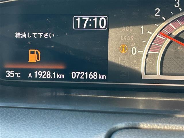 ★メーターまわりも鮮やかに照らし出され、デザイン、安全性ともにバッチリですね♪