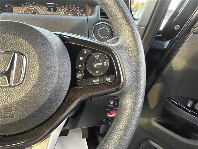 店舗にて現車の確認もいただけますので、お電話で在庫のご確認の上是非ご来店くださいませ！！！