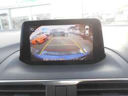 バックカメラ付きの一台です。