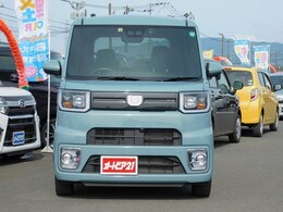 令和4年式ウェイクです。走行30600kmのお車です。全方位カメラ 両側電動スライドドア 純正アルミホイールはいております。