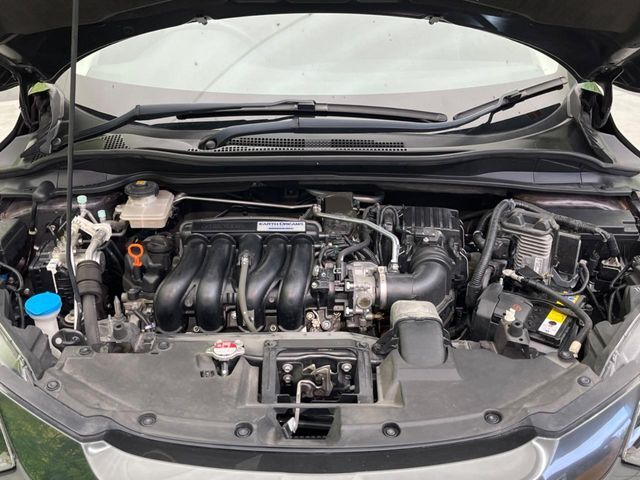 親切・丁寧な専門メカニックスタッフが応対！・車検・点検整備・事故等の修理などアフターサービスも安心。お車のカスタマイズもネクステージのサービススタッフまでご相談ください！