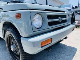 フロント回りも綺麗な状態です。