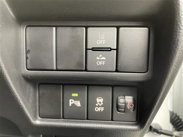 【運転席操作部】快適なドライブを楽しむための機能が装備されています！運転席から触れるので、使いやすいです！除菌プランいれていただくと、さらに清潔で安心していただけます！