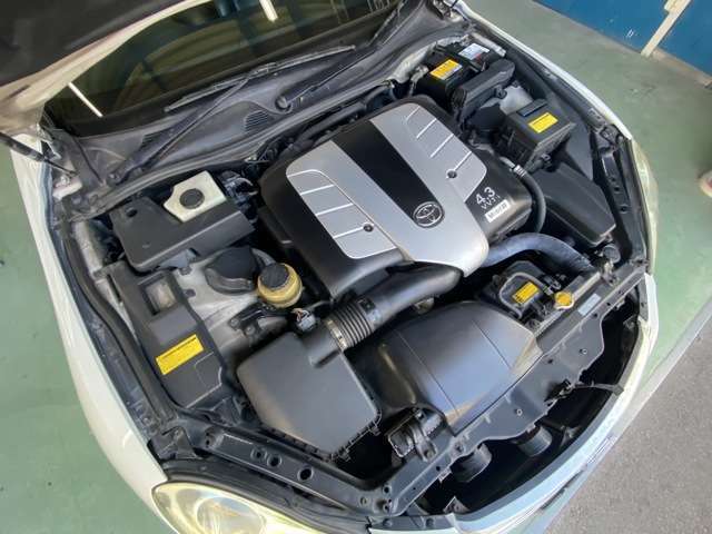 3UZ　V8　4300　静粛性に優れたエンジンです。