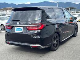 全国に店舗を展開しているのでどこでもお取り寄せが可能です！この車が気になるけど遠方だから・・・と諦める必要はありません！※別途陸送費が必要です。