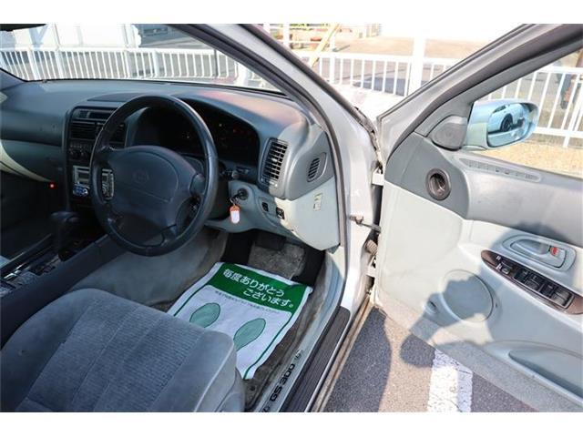 ドレスアップした車の後付部品などですが中古の為、全て現状でお渡しします。保証はありません。気になるものは動作確認しますので事前に聞いて下さい。