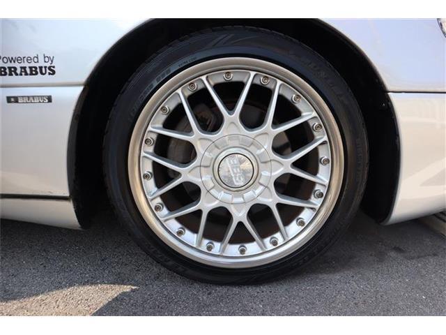 BBS18インチAWです。後ろタイヤ山はあまりないようなのでここで交換が必要になります。
