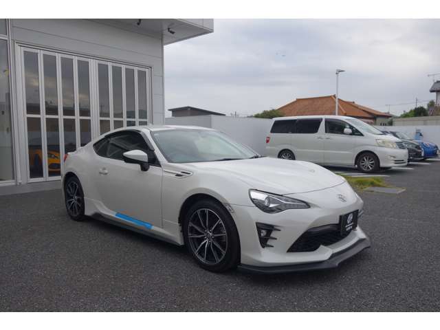 当店ではボディコーティングも承っております。現在のお車や乗り換えしたお車でもお気軽にご相談ください。