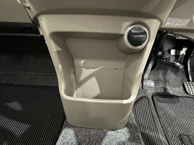現在の在庫にお気に入りの車両が無ければ、国産車・輸入車問わず注文販売承ります。全国のオークション会場からお客様の条件にピッタリな一台を無料でお探し致します。お気軽にご相談ください。
