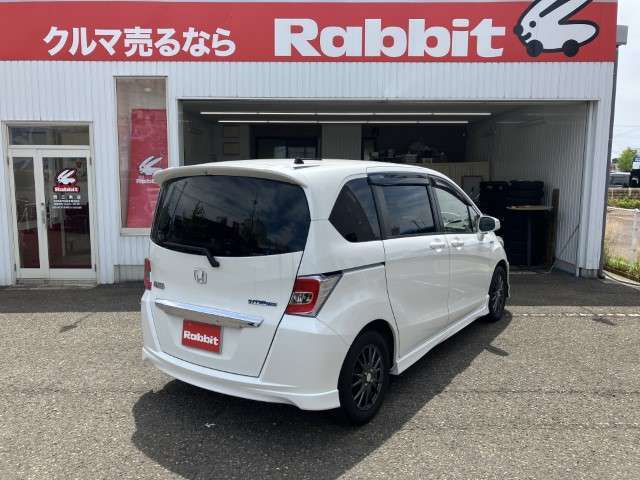 ＜特徴装備品＞★クルーズコントロール★ステアリングスイッチ★ハーフシェードフロントウィンドウ★ハーフレザーシート
