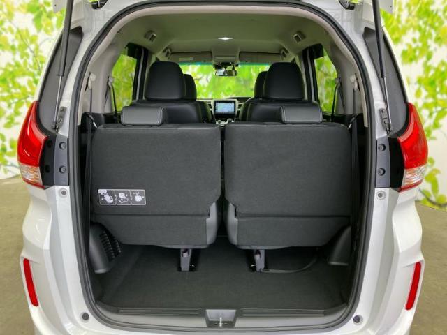WECARS（ウィーカーズ）は全国250店舗展開！お客様が安心してカーライフをお楽しみいただけるよう社員一同心を込めてサポートいたします。