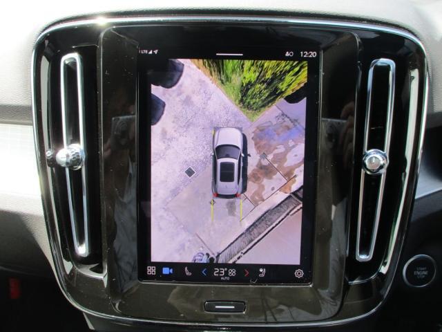 360°モニターが付いており、グーグルナビ対応しております。