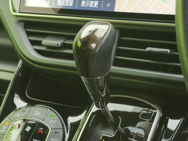 国産車から輸入車まで多様なお客様のニーズのお応えできるように、全国規模で豊富な在庫展開！車のことならWECARSへ！