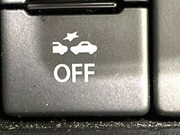 【スズキ　セーフティサポート】走行中に前方の車両等を認識し、衝突しそうな時は警報とブレーキで衝突回避と被害軽減をアシスト。より安全にドライブをお楽しみいただけます。