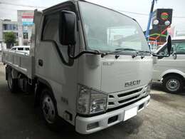 九州最大級のトラック専門店！！ダンプ・平ボディ・クレーン車・高所作業車・冷凍車・バンなど、幅広い車種を取り扱っております。まずはお電話にてお問い合わせください。