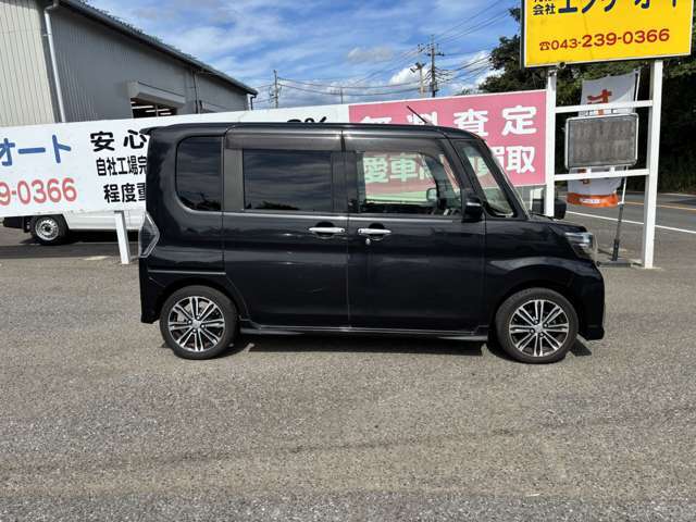 展示場横に自社整備工場も完備！　購入後のサポートも全力で対応させて頂きます！ご安心ください！