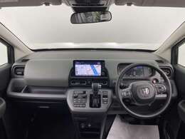 【インパネ全体】全方位で視界が広く、高い目線で運転もしやすいです！