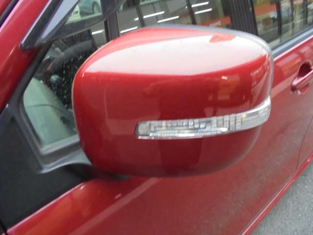 ☆安全装備・衝突軽減ブレーキ付のお車も多数ご用意しております☆詳しくは営業スタッフご相談下さいませ♪