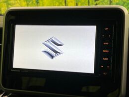 【純正ナビ】人気の純正ナビを装備。オーディオ機能も充実しており、Bluetooth接続すればお持ちのスマホやMP3プレイヤーの音楽を再生可能！毎日の運転がさらに楽しくなります！！