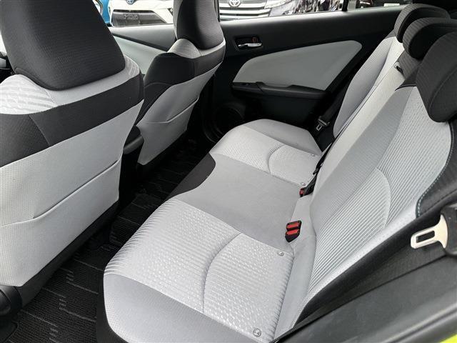 9inフルセグナビ・Bカメラ・BTオーディオ・LEDライト・ACC・LKA・HUD・BSM・AHB・Pアシスト・ETC・オートライト・本革ステア・15AW・ドアバイザー・プライバシーガラス