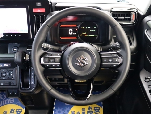 仕入れを行い、店頭に到着後は第三者検査機関が行う検査を実施しております。