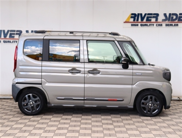 お問合せは、0467-75-5141までお願いします！　担当の佐藤宛まで「カーセンサーを見た」と、お伝え頂ければスムーズにご対応させて頂きますので、お気軽にお電話下さい。