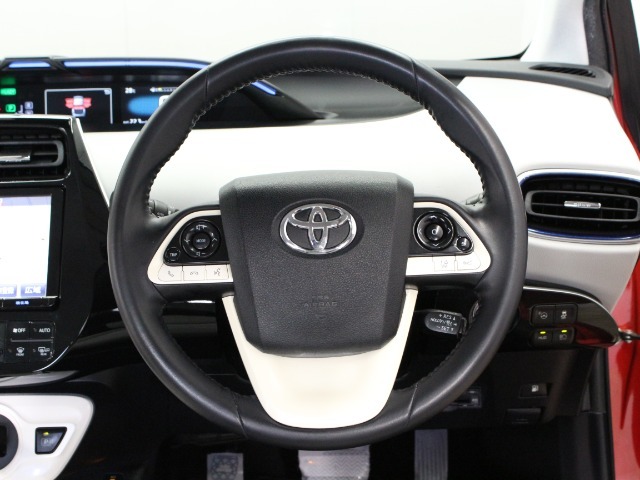 HondaCars三重東U-Select南四日市のお車を閲覧頂き、有難う御座います。詳細見積り、車両状態確認、追加画像をご希望の場合はお電話059-346-3900でお気軽にお問い合わせ下さい。
