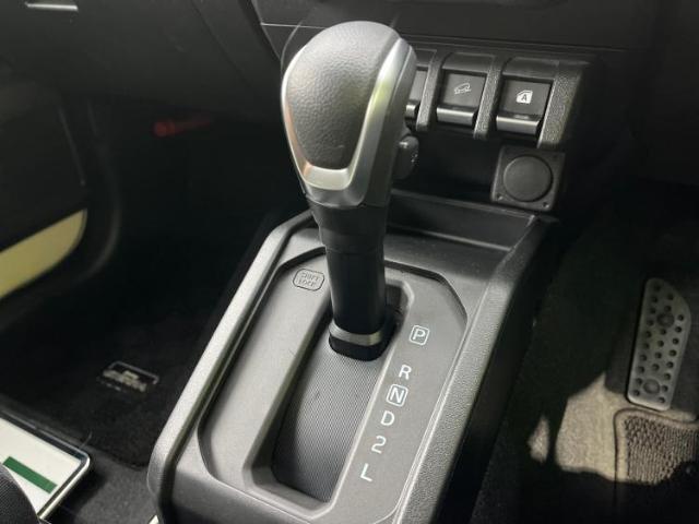 国産車から輸入車まで多様なお客様のニーズのお応えできるように、全国規模で豊富な在庫展開！車のことならWECARSへ！