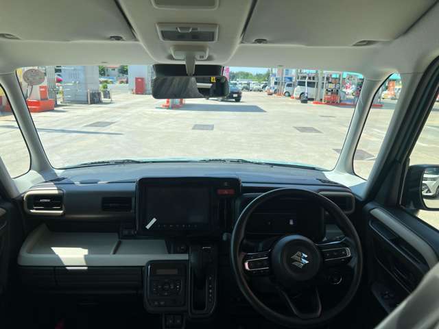 運転席・助手席の俯瞰視点です！乗った際のイメージが湧きますね！