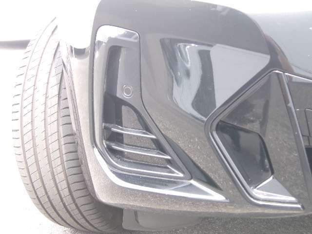 BMW保険もご用意しております！もしもの時にはお電話1本ですぐに対応でき、またローンの中に保険料を組み込む事ができるなどメリットが多くございます！現在の保険証券を確認させて頂き、見直ししましょう！