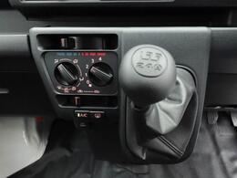 初回車検までのメンテナンスをセット商品として『ワンダフルパスポート』をご案内♪納車後のメンテナンスは愛知ダイハツにお任せください（＊＾＿＾＊）