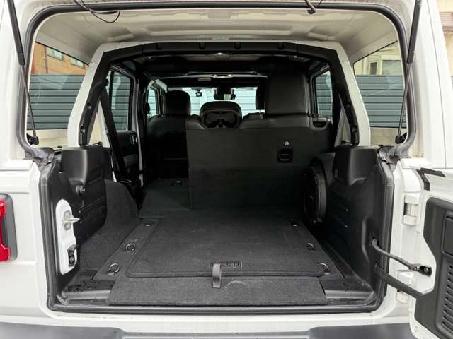広々としたカーゴルームなので、荷物が多くても心配いりません！
