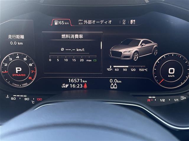 LIBERALAは、輸入車選びの新たなスタイルを提案するインポート・セレクト・ブランドです。オーナー様となる方がクルマから直接感じる感性を第一にした、最良の一台との出会いをコーディネートいたします。