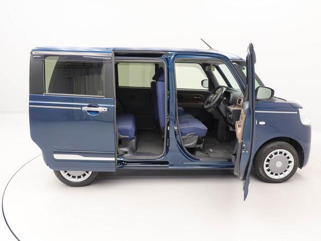 ドアの開閉域が広いので乗り降りしやすいです。